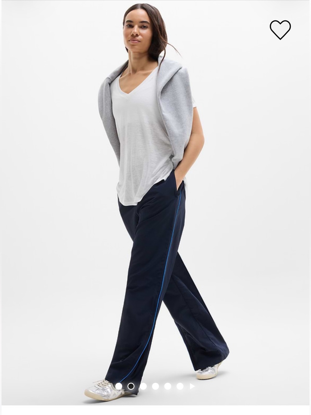Athleta Breezy Scoop Vneck top